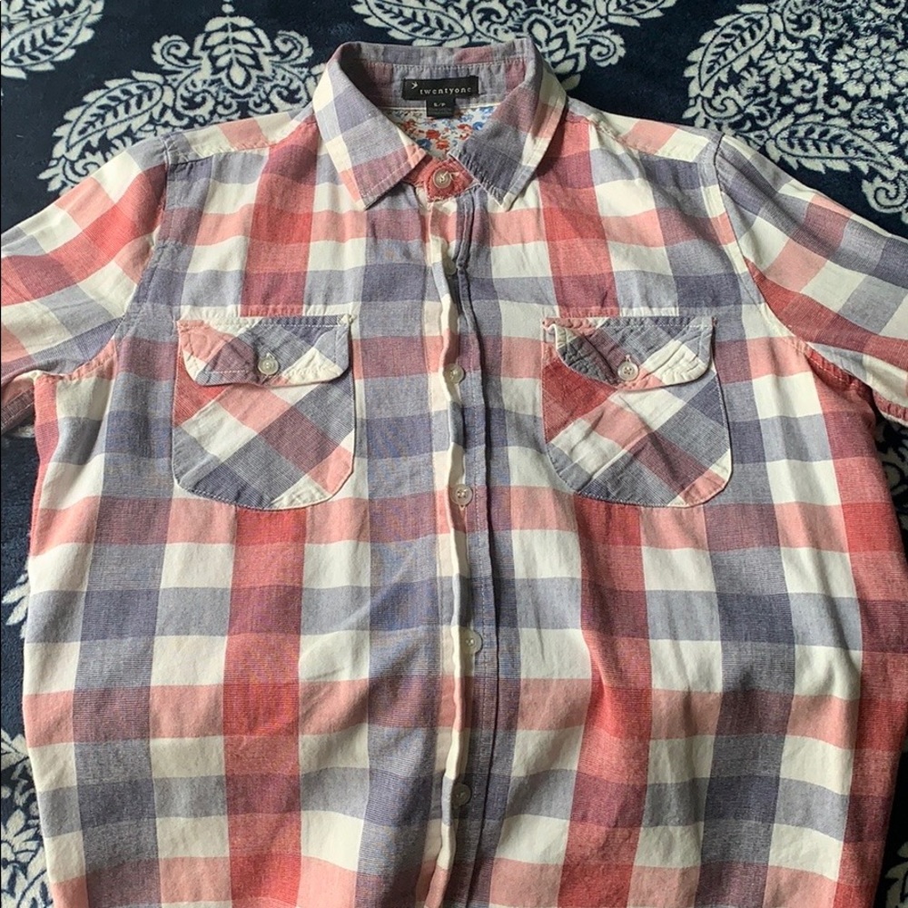 button up - Picture 2 of 2